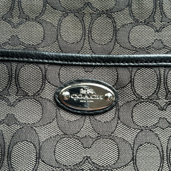 Coach crossbody bag - Picture 2 of 8